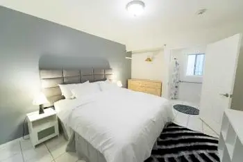 My Sunshine Hotel 9